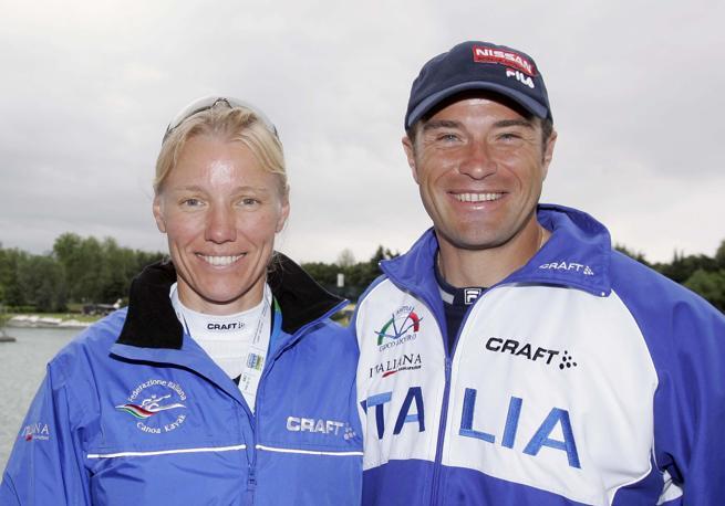 Idem ai Mondiali di canoa del 2008 insieme ad Antonio Rossi. Ansa